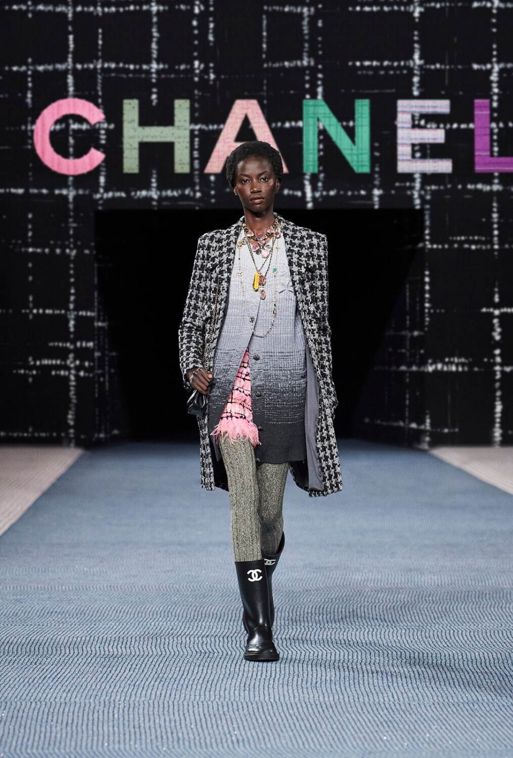 シャネル(CHANEL) 2022-23年秋冬ウィメンズコレクション  - 写真31