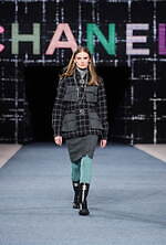 シャネル 2022-23年秋冬コレクション - ツイードに見る無限の可能性｜写真36