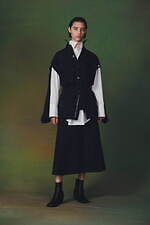 ウジョー 2022年秋冬コレクション - 凛とした余白｜写真43