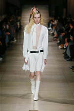 ミュウミュウ 2022年秋冬コレクション - 進化するバランス感覚、新しい概念を宿して｜写真16