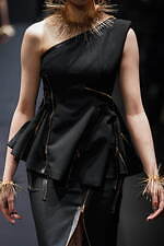 アンダーカバー 2022-23年秋冬ウィメンズコレクション - 心に燻る冷たい炎｜写真12