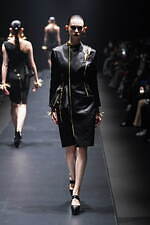 アンダーカバー 2022-23年秋冬ウィメンズコレクション - 心に燻る冷たい炎｜写真16