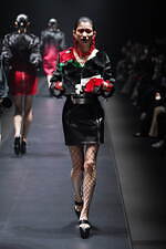 アンダーカバー 2022-23年秋冬ウィメンズコレクション - 心に燻る冷たい炎｜写真24