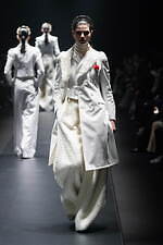 アンダーカバー 2022-23年秋冬ウィメンズコレクション - 心に燻る冷たい炎｜写真32