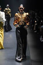 アンダーカバー 2022-23年秋冬ウィメンズコレクション - 心に燻る冷たい炎｜写真38