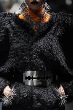 アンダーカバー 2022-23年秋冬ウィメンズコレクション - 心に燻る冷たい炎｜写真44