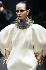 アンダーカバー 2022-23年秋冬ウィメンズコレクション - 心に燻る冷たい炎｜写真46