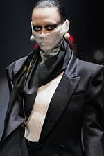 アンダーカバー 2022-23年秋冬ウィメンズコレクション - 心に燻る冷たい炎｜写真63