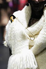 アンダーカバー 2022-23年秋冬ウィメンズコレクション - 心に燻る冷たい炎｜写真72