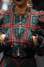 アンダーカバー 2022-23年秋冬ウィメンズコレクション - 心に燻る冷たい炎｜写真77