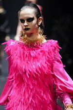 アンダーカバー 2022-23年秋冬ウィメンズコレクション - 心に燻る冷たい炎｜写真86