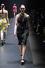 アンダーカバー 2022-23年秋冬ウィメンズコレクション - 心に燻る冷たい炎｜写真96