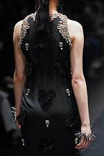 アンダーカバー 2022-23年秋冬ウィメンズコレクション - 心に燻る冷たい炎｜写真98