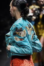 アンダーカバー 2022-23年秋冬ウィメンズコレクション - 心に燻る冷たい炎｜写真109