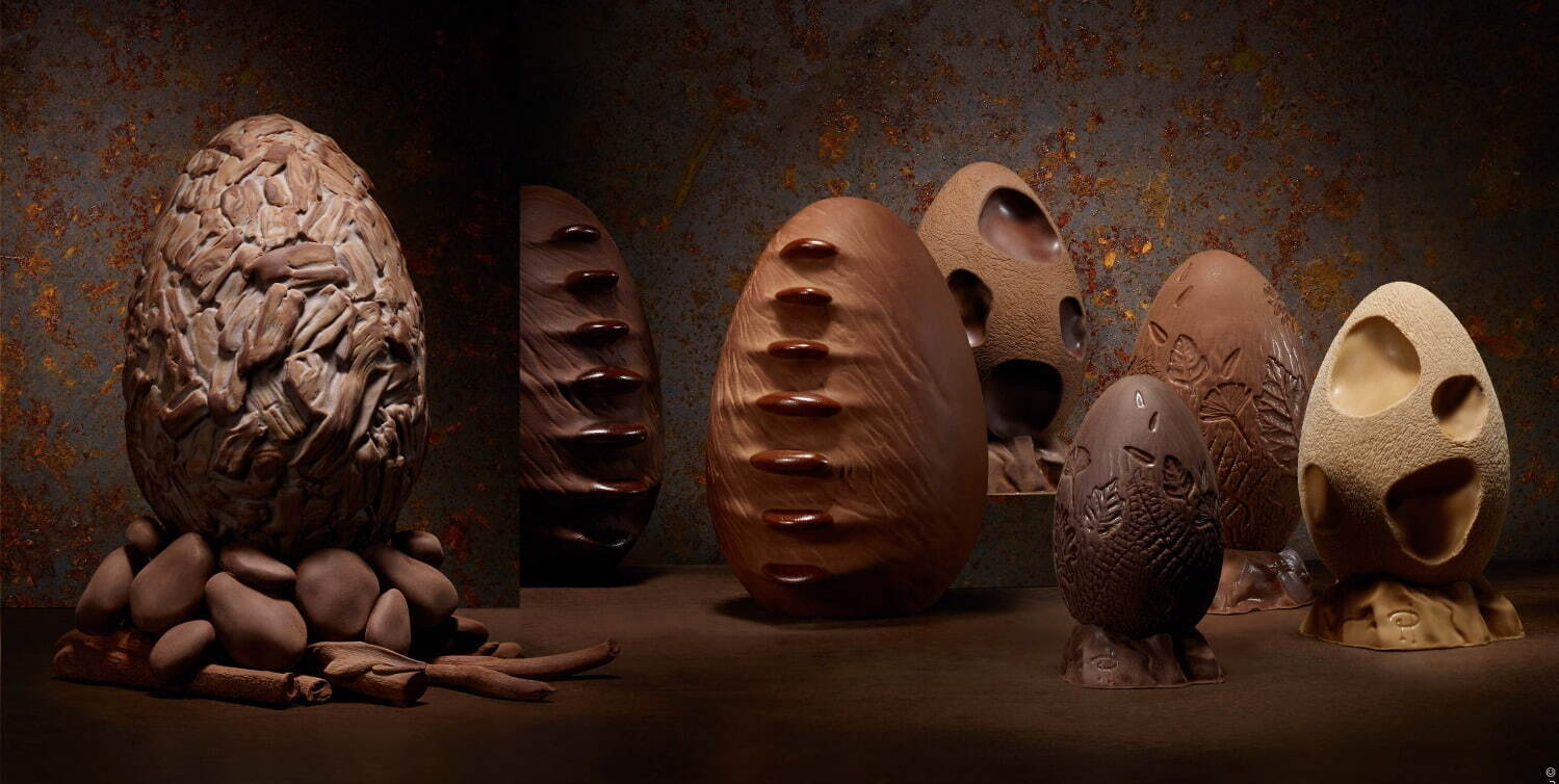 ピエール・エルメ・パリのイースター、“大自然”着想のエッグチョコや約27cmのウサギ型ショコラ｜写真1