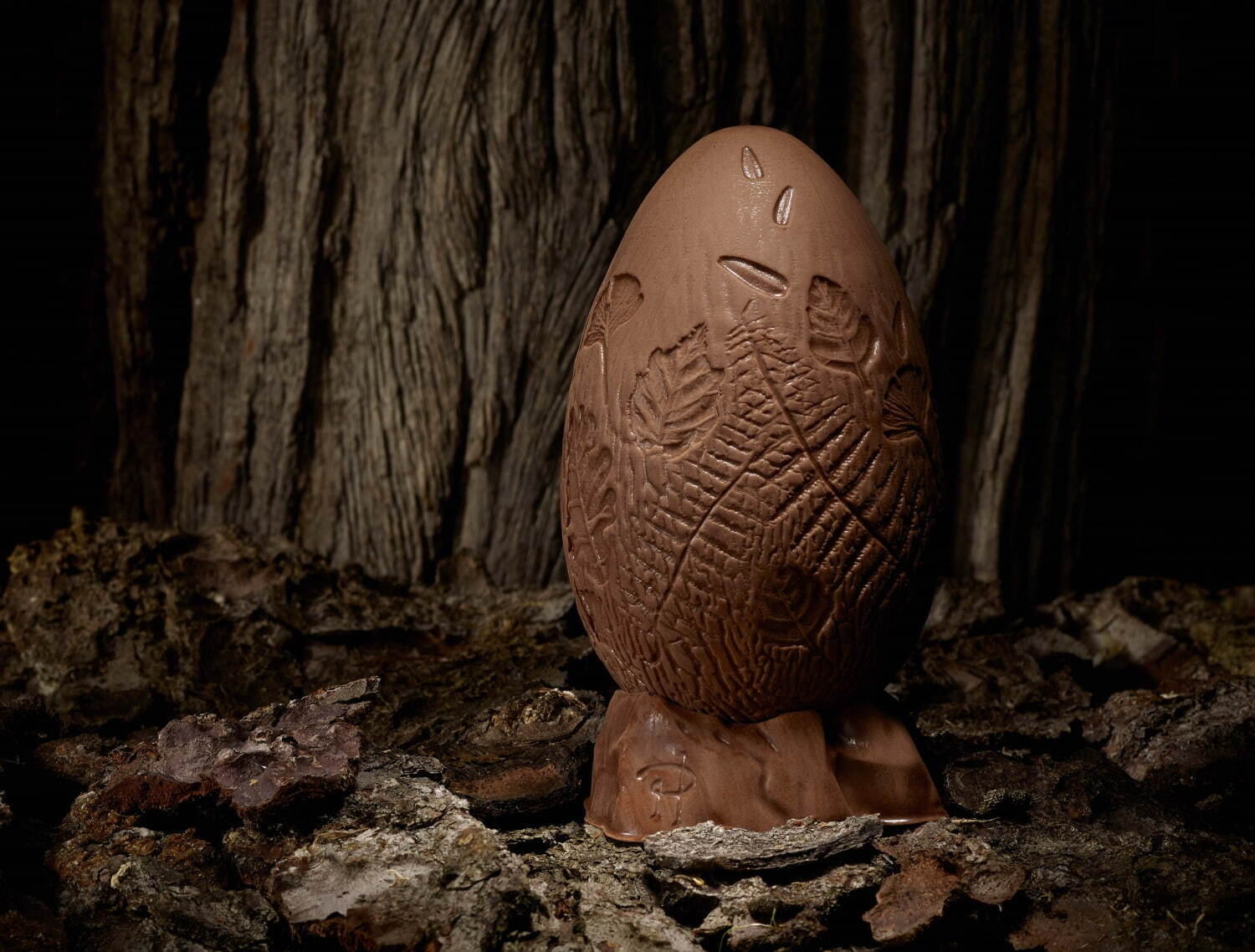 ピエール・エルメ・パリのイースター、“大自然”着想のエッグチョコや約27cmのウサギ型ショコラ｜写真4