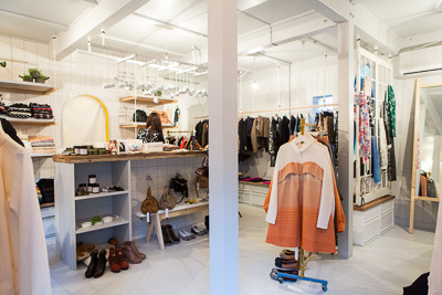 【店内レポート】ジュン オカモト初の路面店を代官山にオープン - カスタムできるセミオーダーラインも