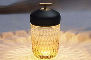 サンルイ「ティスル」などクリスタルが伊勢丹新宿店に、工房の歴史やクラフトマンシップも紹介