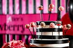 アリスのデザートブッフェが横浜で、ビビットカラー苺＆チョコスイーツで“アリスの世界”を表現｜写真5