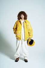 セヴシグ2022‐23年秋冬コレクション、万物が共存する“カラフルな世界”｜写真4