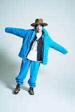 セヴシグ2022‐23年秋冬コレクション、万物が共存する“カラフルな世界”｜写真19