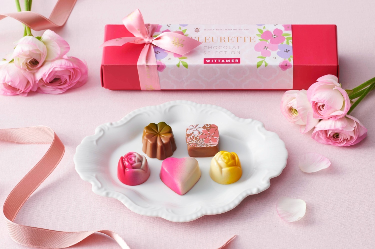 ヴィタメール春限定ショコラ、苺×ピスタチオのガナッシュ＆香ばしいナッツ香るハート型チョコ