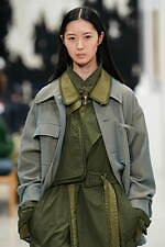 ヨーク 2022年秋冬コレクション - クリフォード・スティル、画布にふるえるポリフォニー｜写真8