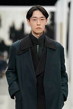 ヨーク 2022年秋冬コレクション - クリフォード・スティル、画布にふるえるポリフォニー｜写真17