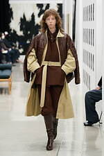 ヨーク 2022年秋冬コレクション - クリフォード・スティル、画布にふるえるポリフォニー｜写真61