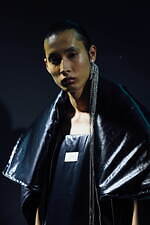 ペイエン 2022-23年秋冬コレクション、内に秘める“自由と強さ”｜写真29