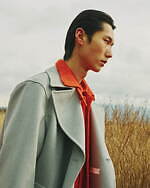 イレニサ 2022-23年秋冬コレクション、“朱”が持つ神聖さを閉じ込めて｜写真37