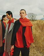 イレニサ 2022-23年秋冬コレクション、“朱”が持つ神聖さを閉じ込めて｜写真38