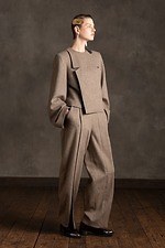 ヒロコ コシノ 2022-23年秋冬コレクション - 優雅で勇敢なソルジャーたちへ｜写真17