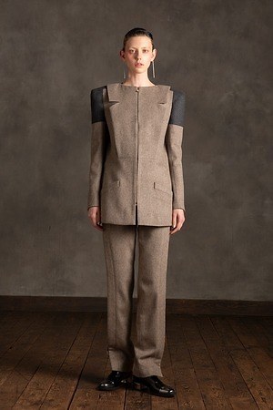 ヒロコ コシノ 2022-23年秋冬コレクション - 優雅で勇敢なソルジャーたちへ｜写真18