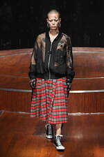 コンダクター 2022-23年秋冬コレクション、美しくも危うい感情の二面性｜写真1