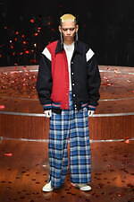 コンダクター 2022-23年秋冬コレクション、美しくも危うい感情の二面性｜写真13