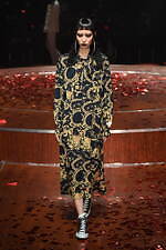 コンダクター 2022-23年秋冬コレクション、美しくも危うい感情の二面性｜写真20