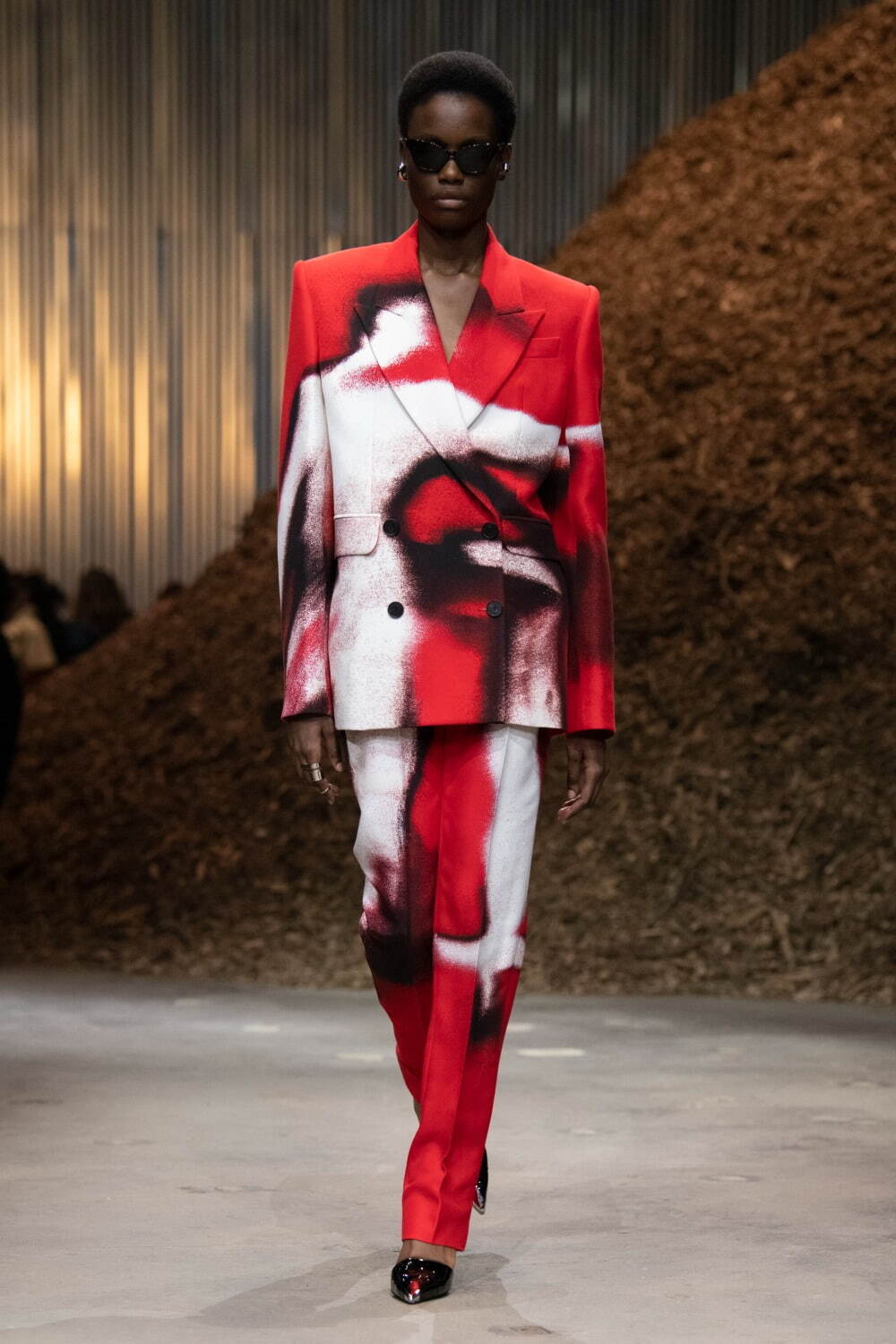 アレキサンダー・マックイーン(Alexander McQueen) 2022-23年秋冬