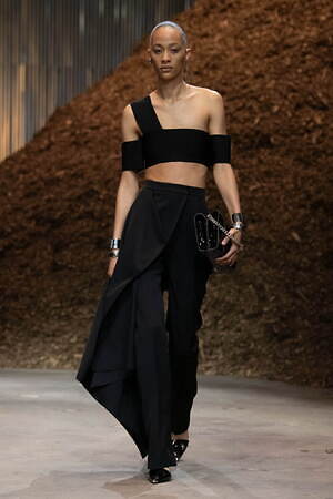 マックイーン(McQueen) 2022-23年秋冬ウィメンズコレクション  - 写真14