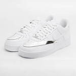 ユナイテッドアローズ＆コム デ ギャルソン＆ニューバランスによる“スーツを楽しむ”限定ストアが渋谷に｜写真19