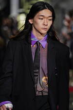 リトルビッグ 2022-23年秋冬コレクション - 月夜の渋谷に映える、大人のストリートルック｜写真14