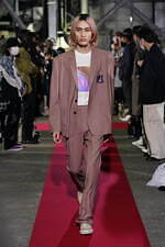 リトルビッグ 2022-23年秋冬コレクション - 月夜の渋谷に映える、大人のストリートルック｜写真17