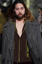 リトルビッグ 2022-23年秋冬コレクション - 月夜の渋谷に映える、大人のストリートルック｜写真39