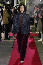 リトルビッグ 2022-23年秋冬コレクション - 月夜の渋谷に映える、大人のストリートルック｜写真47