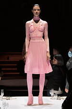 バーバリー2022年秋冬ウィメンズコレクション - 英国に潜む冒険心｜写真15