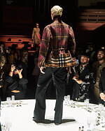 バーバリー2022年秋冬ウィメンズコレクション - 英国に潜む冒険心｜写真72