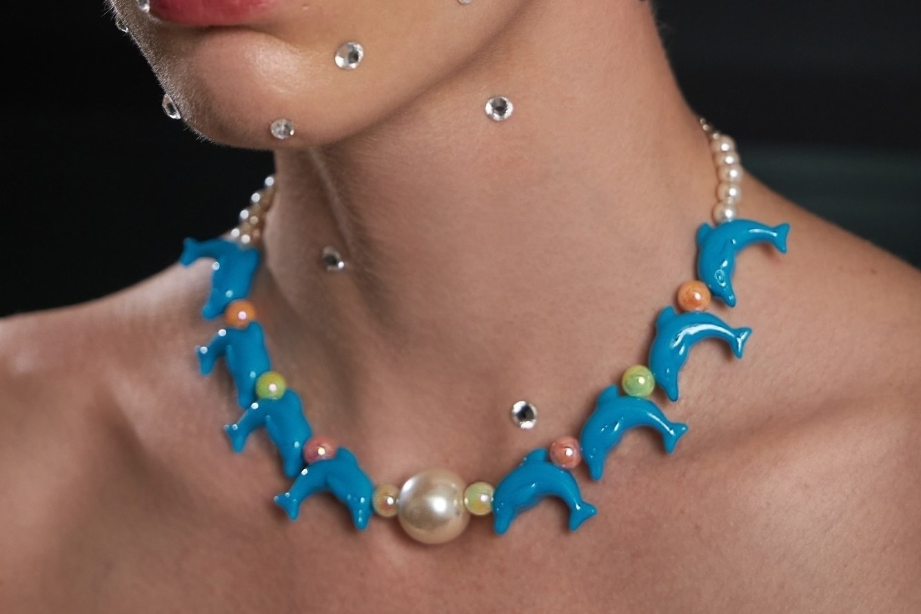 パメオポーズ“海底のお宝”ピアス＆“暗闇で光る”イルカチョーカーなど、2022年春の新作