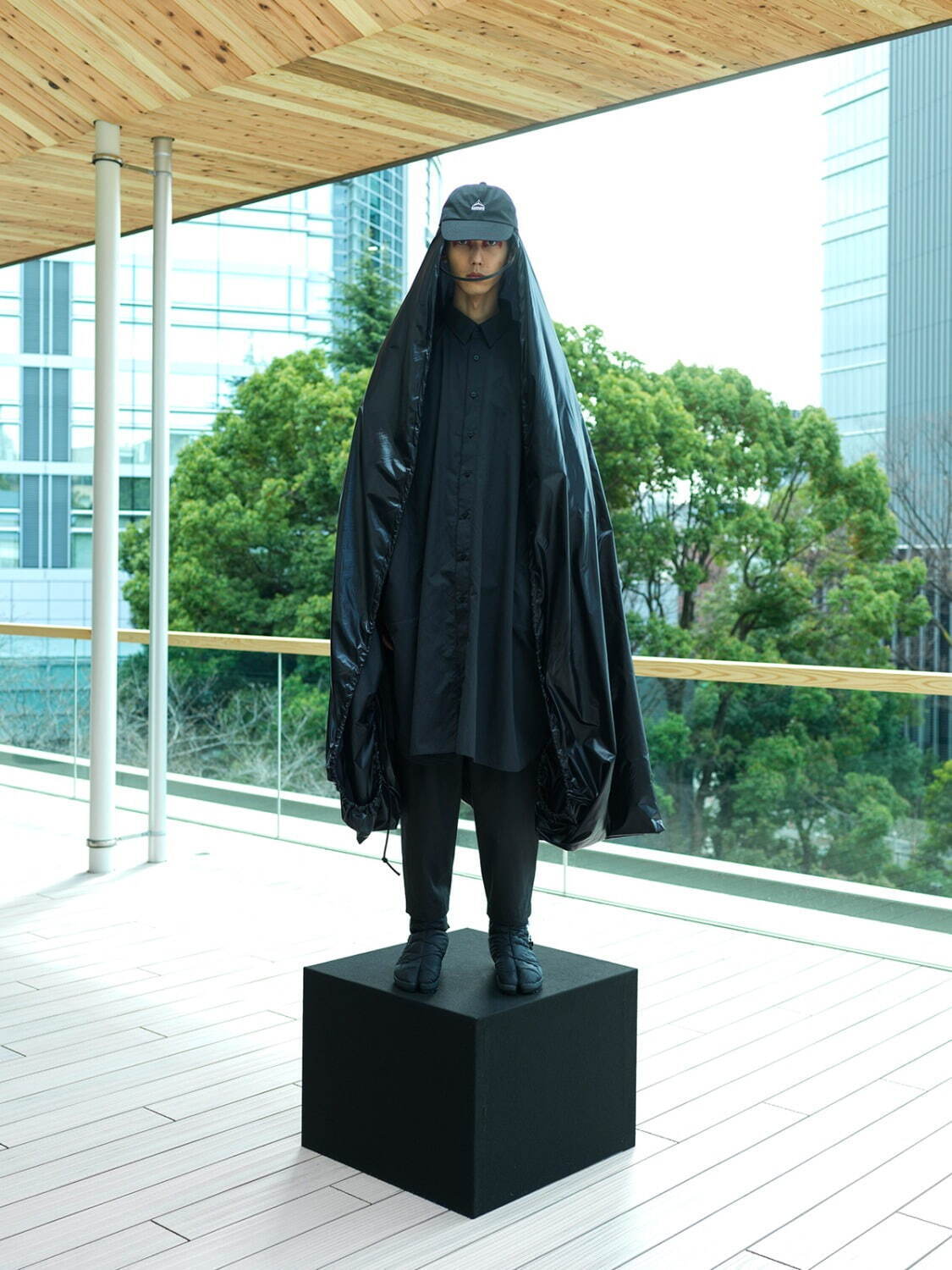 ヨシオクボ 2022-23年秋冬｜male ケープ