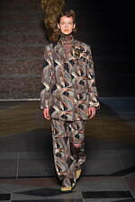 フミエ タナカ 2022-23年秋冬コレクション - 歩みを止めず、希望へと向かう｜写真5