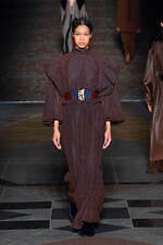 フミエ タナカ 2022-23年秋冬コレクション - 歩みを止めず、希望へと向かう｜写真7